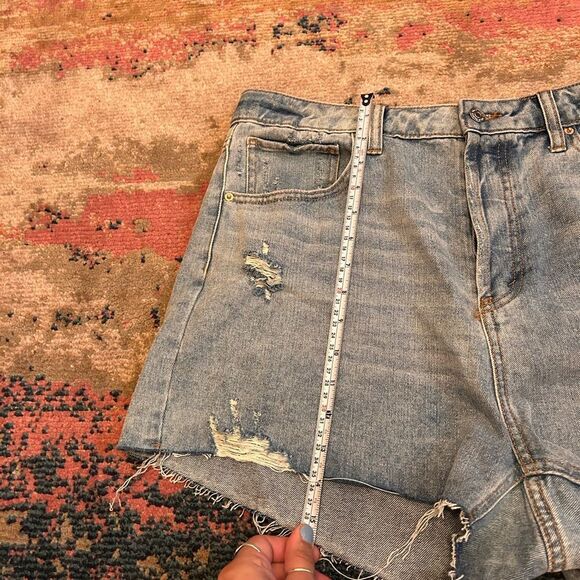 Wild Fable Blue Distressed Jean Shorts - Picture 2 of 6